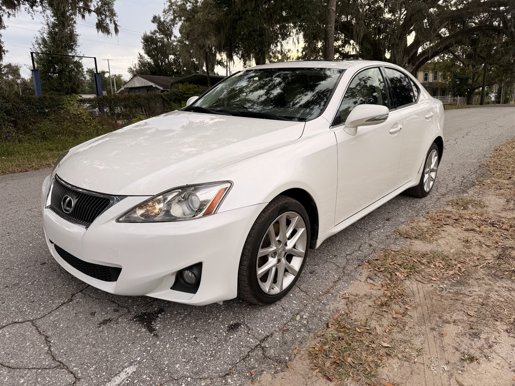 2013 Lexus IS 250's photo