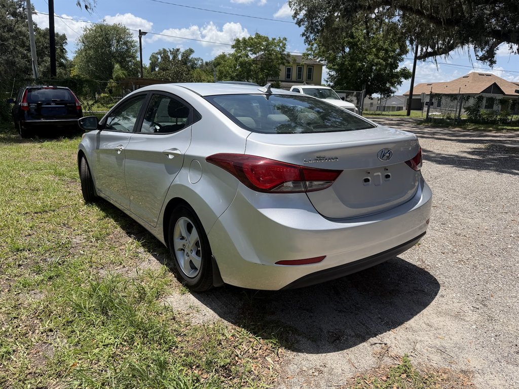 2014 Hyundai Elantra SE - Photo 7