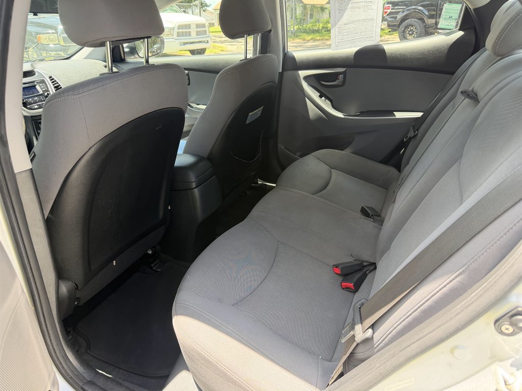 2014 Hyundai Elantra SE - Photo 11