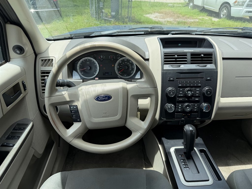 2009 Ford Escape XLS - Photo 16