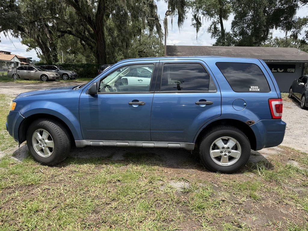 2009 Ford Escape XLS - Photo 8