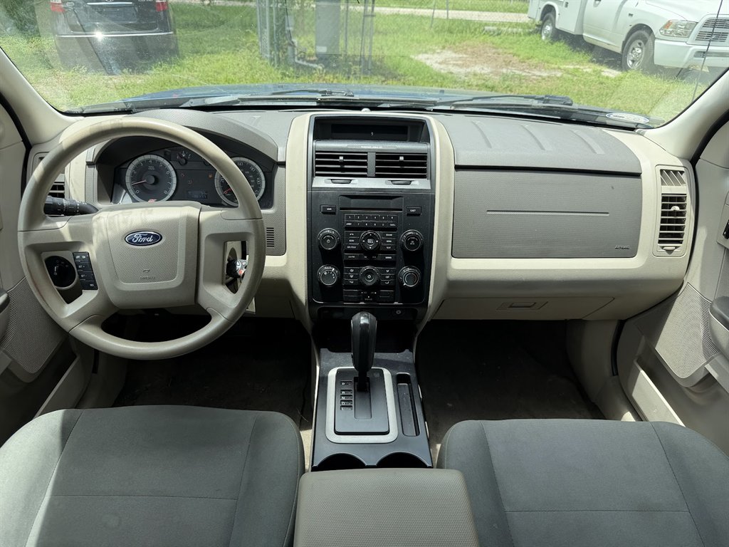 2009 Ford Escape XLS - Photo 15